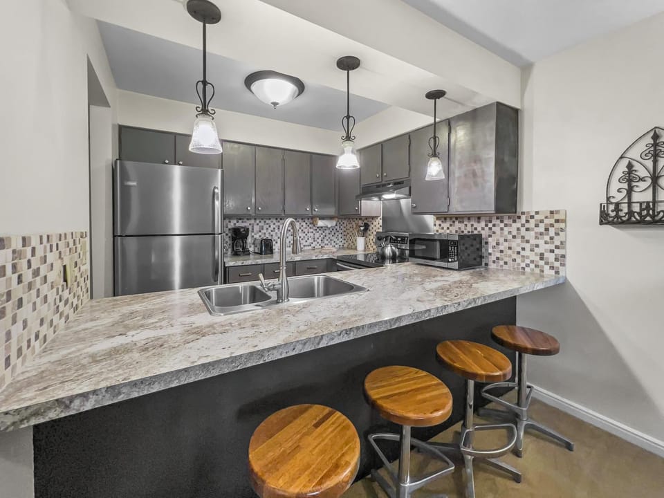 Kitchen or kitchenette