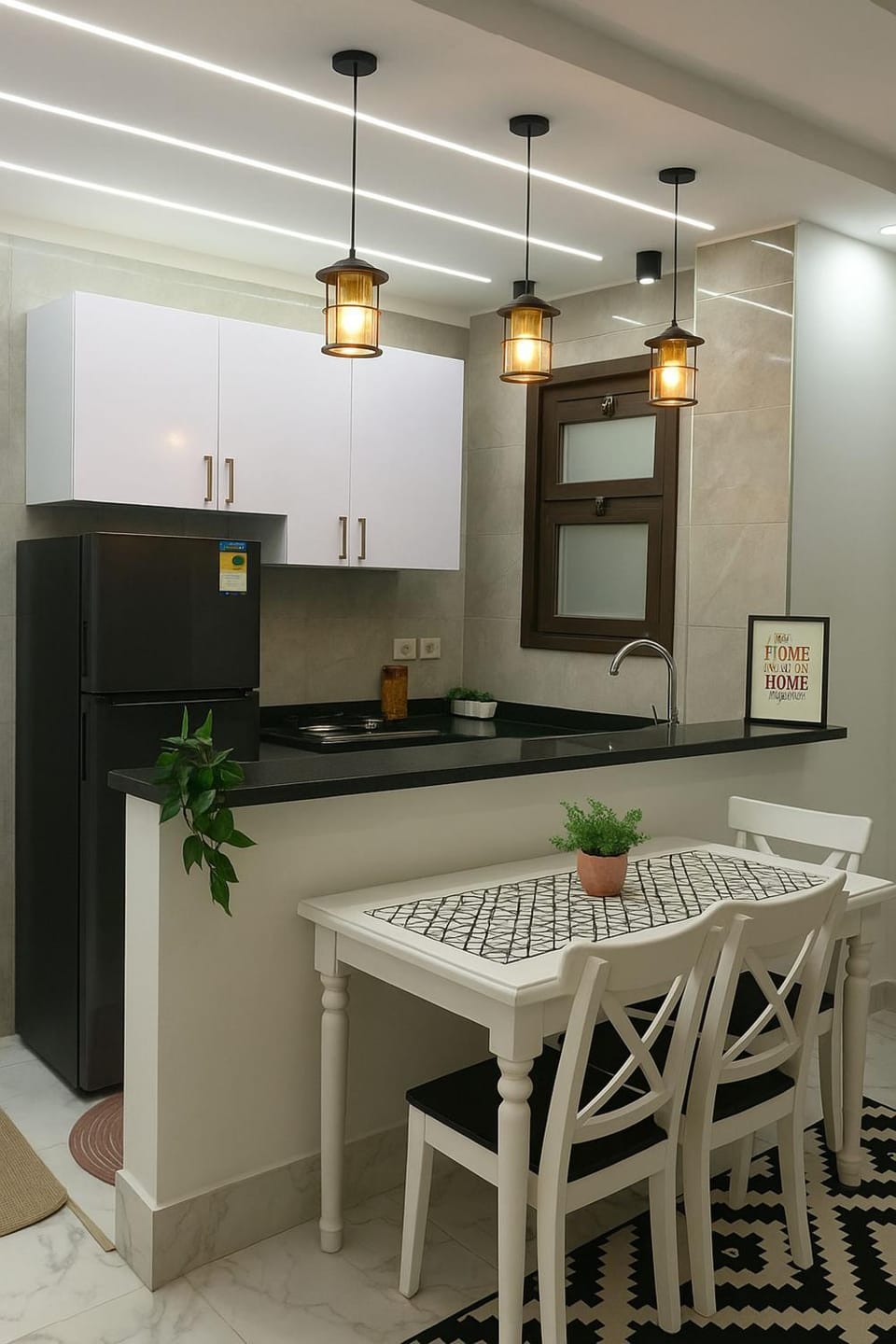 Dining area, kitchen