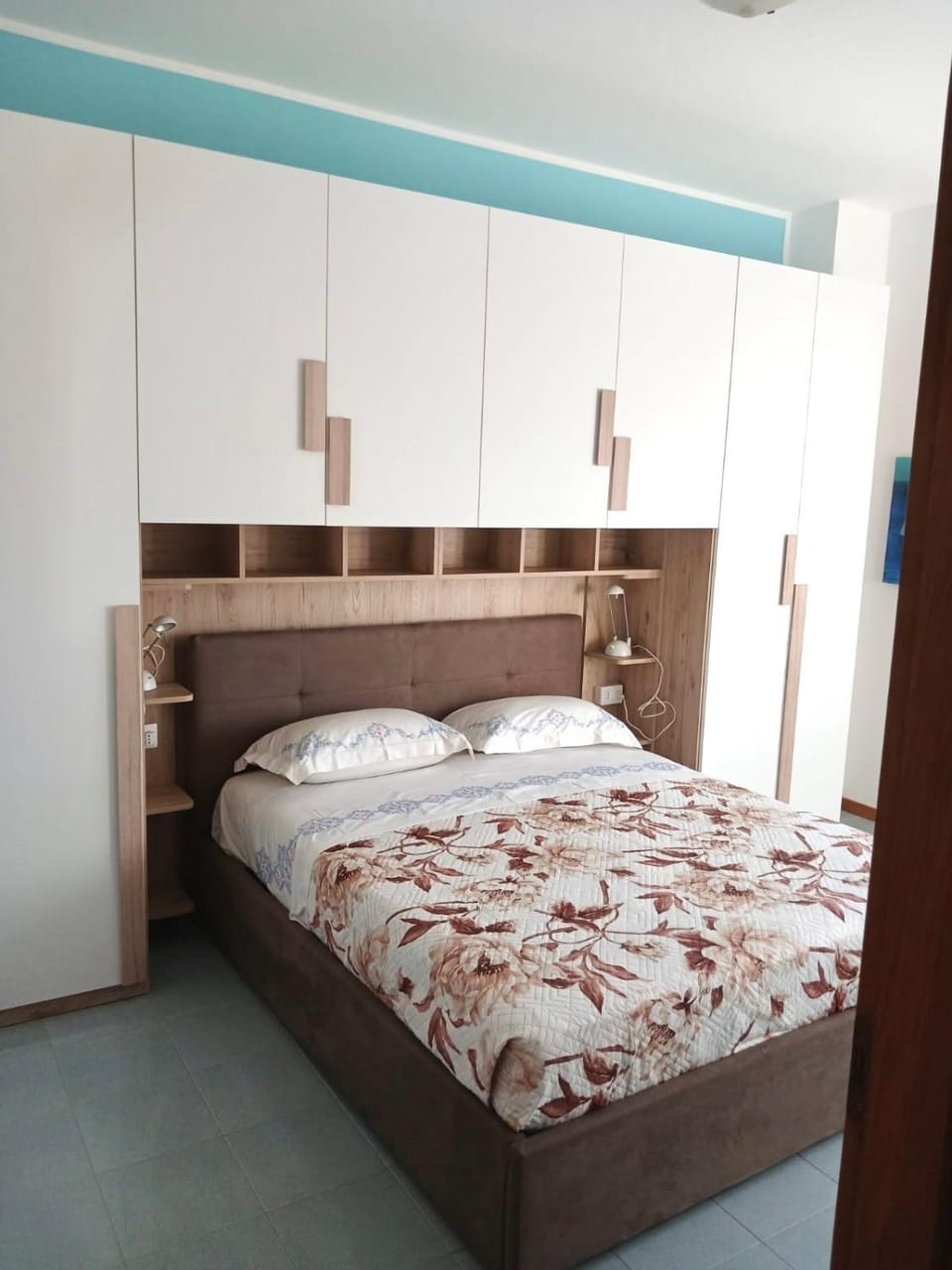 Bed, Photo of the whole room, Bedroom, wardrobe