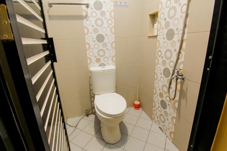 Toilet, Bathroom