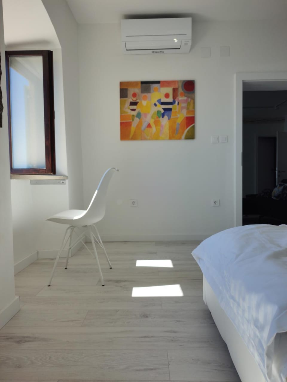Bed, Photo of the whole room, Bedroom, air conditioner