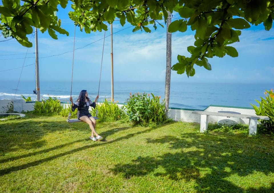 Spring, Day, People, Natural landscape, Garden, Garden view, Sea view, group of guests