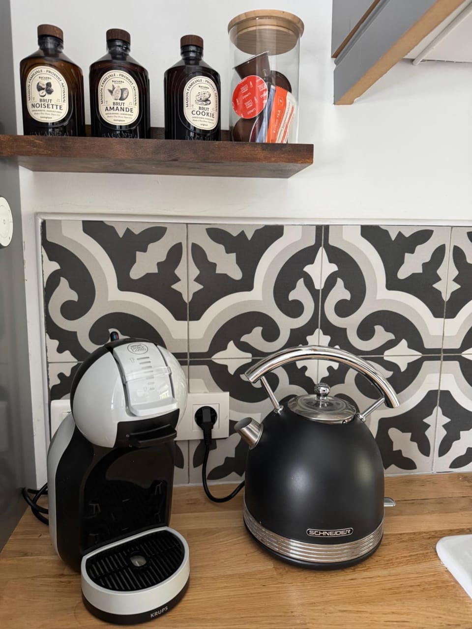 Coffee/tea facilities