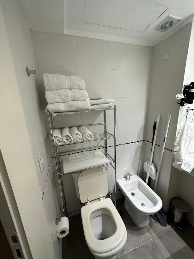 Hermoso Departamento Almagro/Hospital Italiano Apartment in Buenos Aires