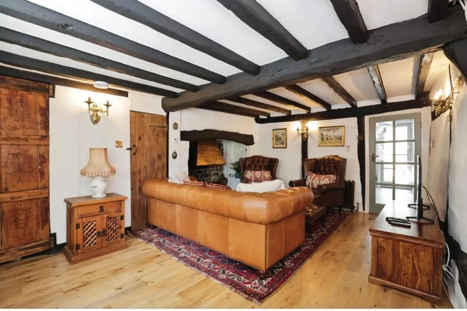 Old Cottage in Stratford upon Avon House in Stratford-upon-Avon