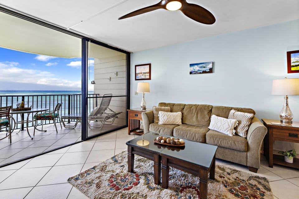 Kahana Reef 318 Apartment in Kahana