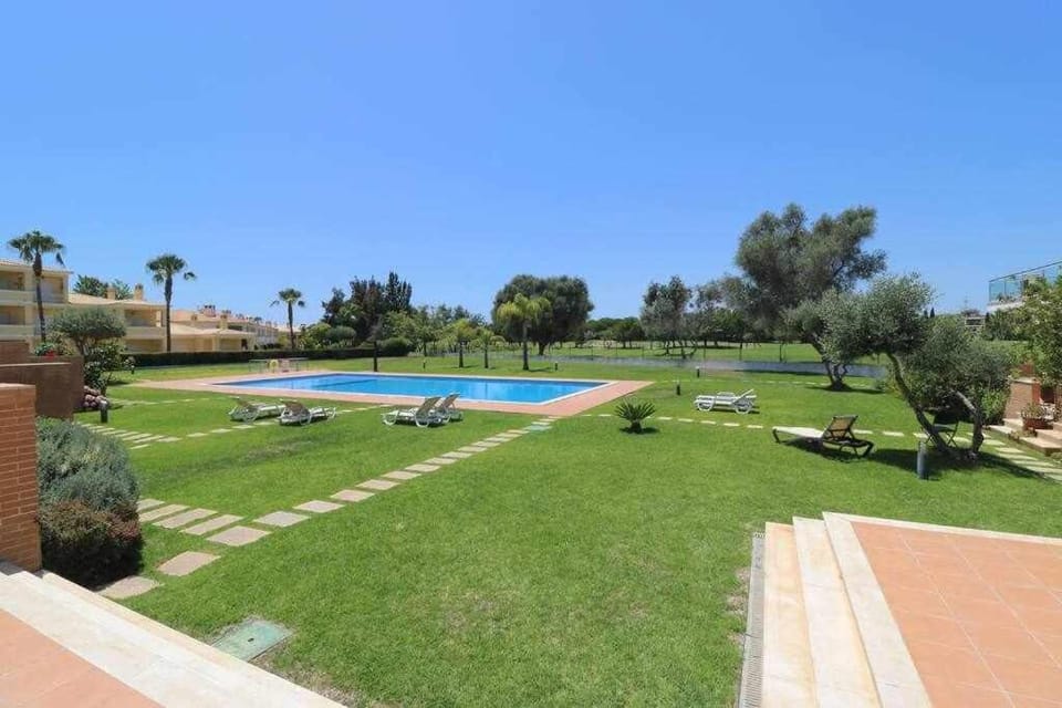 Millennium golf by FHR piscina & parking Apartment in Olhos de Água