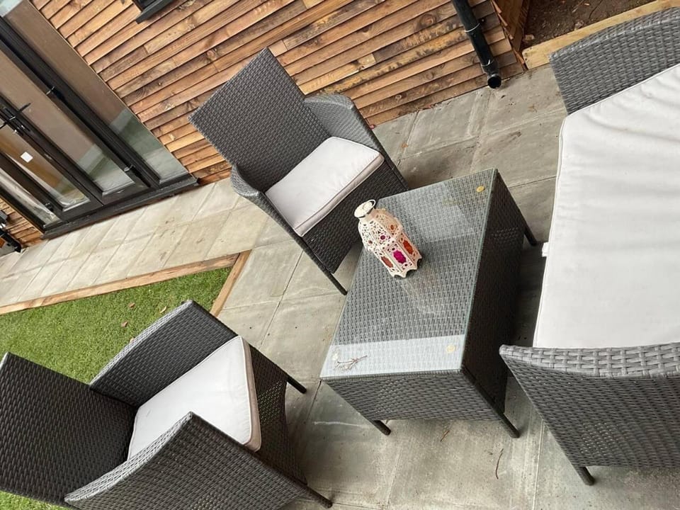 Patio, Garden, Seating area