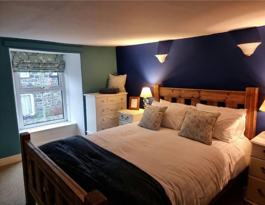 Glasfor Cottage House in Wales