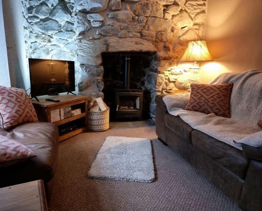 Glasfor Cottage House in Wales