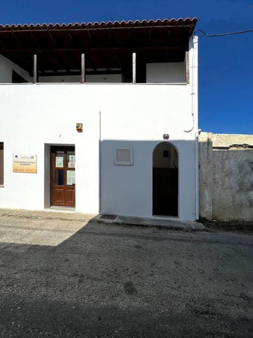 Nikos Cosy Apartment Apartment in Decentralized Administration of the Aegean