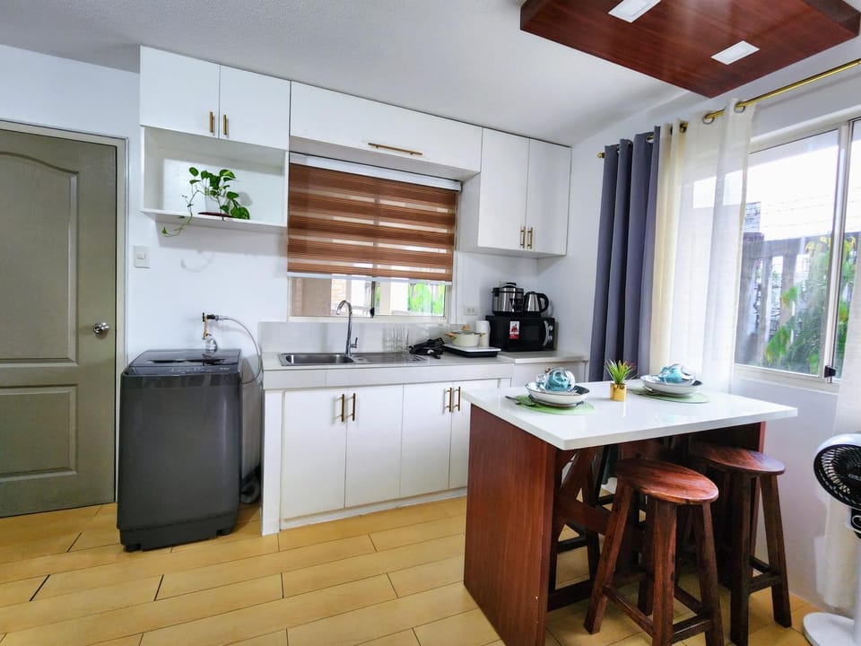 Amari Homestay @ Sorrento Oasis Condominium Apartment in Pasig