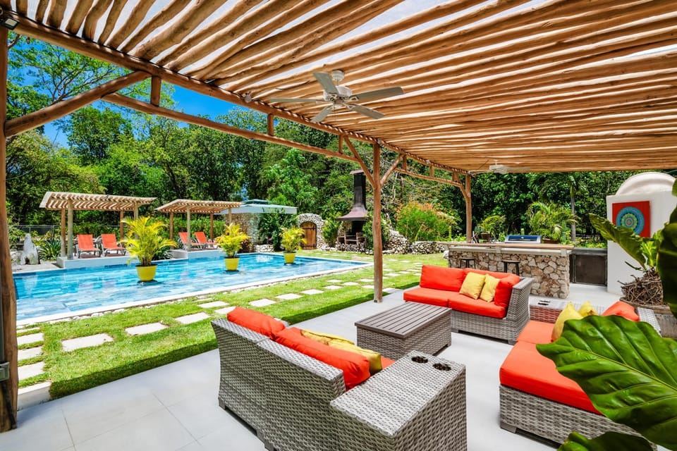 Villa Harmonia Pool and BBQ Steps to Beach Villa in Guanacaste Province