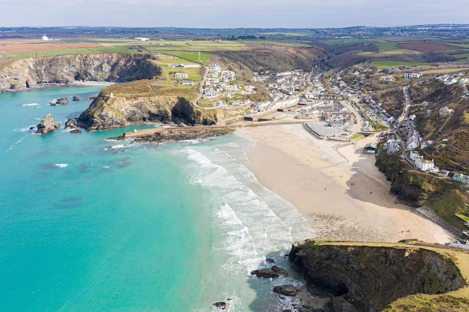 Nearby landmark, Natural landscape, Beach
