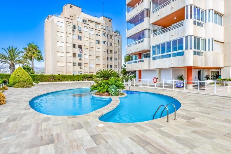 Property building, Swimming pool