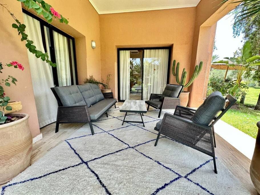 Day, View (from property/room), Balcony/Terrace, Seating area, Garden view, sunbed