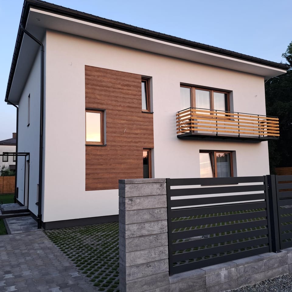 Property building, Balcony/Terrace