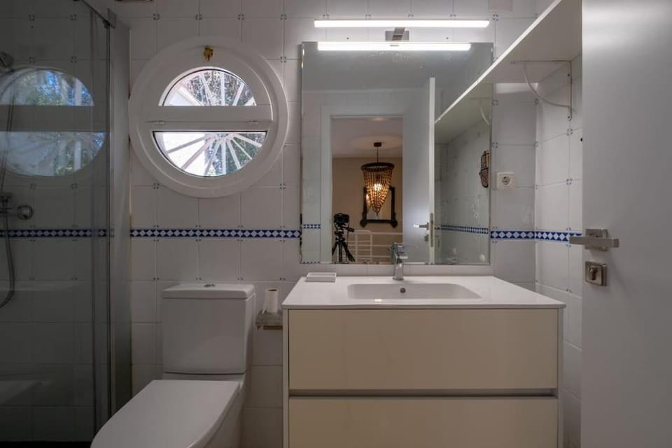 Torre Lolita - House in Lleida for 8 with pool and tennis court Villa in Segrià