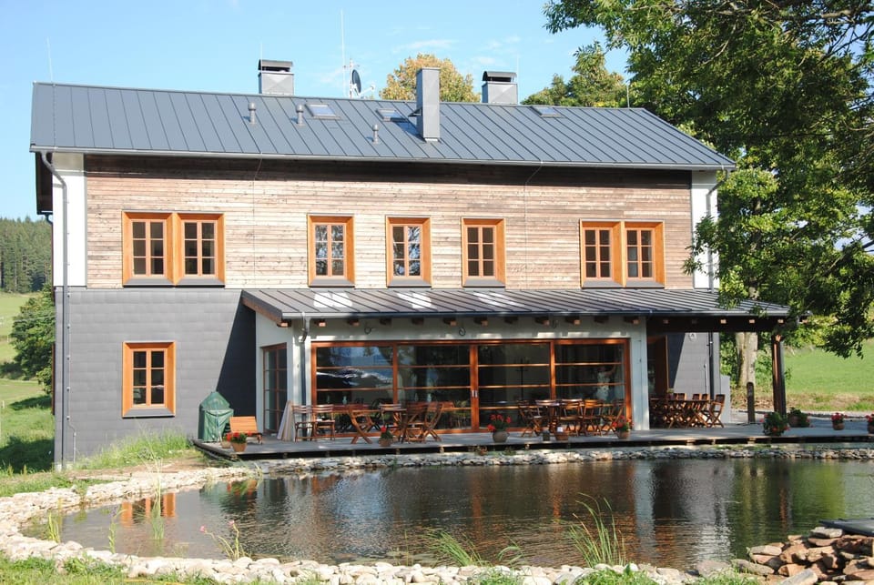 Property building, Day