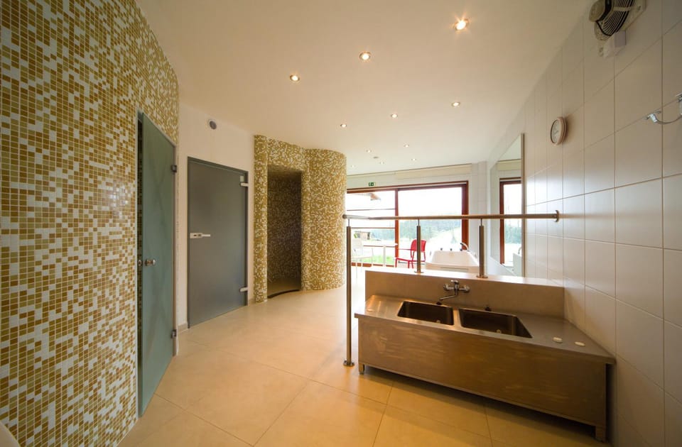 Spa and wellness centre/facilities