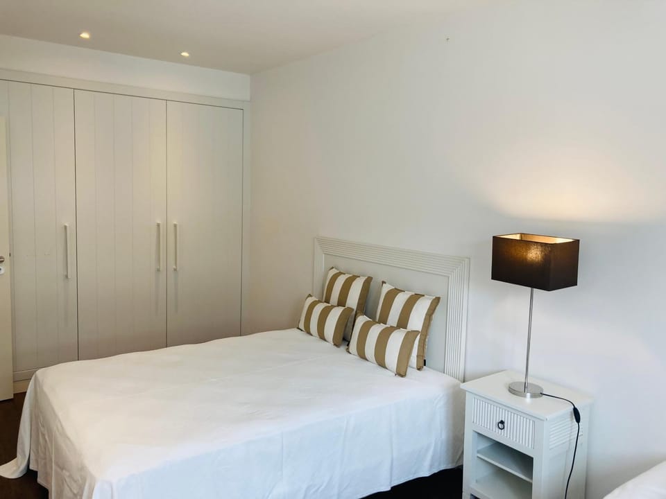 Bedroom, wardrobe