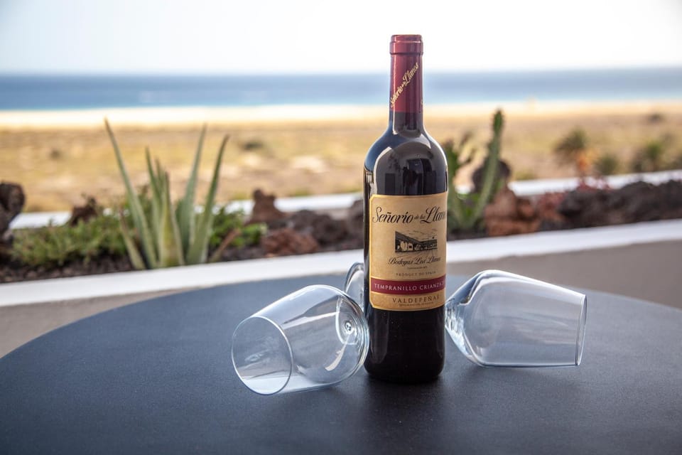 Day, Natural landscape, Food and drinks, Sea view, Drinks