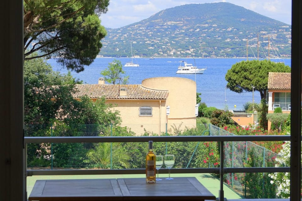 Family nest overlooking the Gulf of Saint-Tropez Apartment in Saint-Tropez