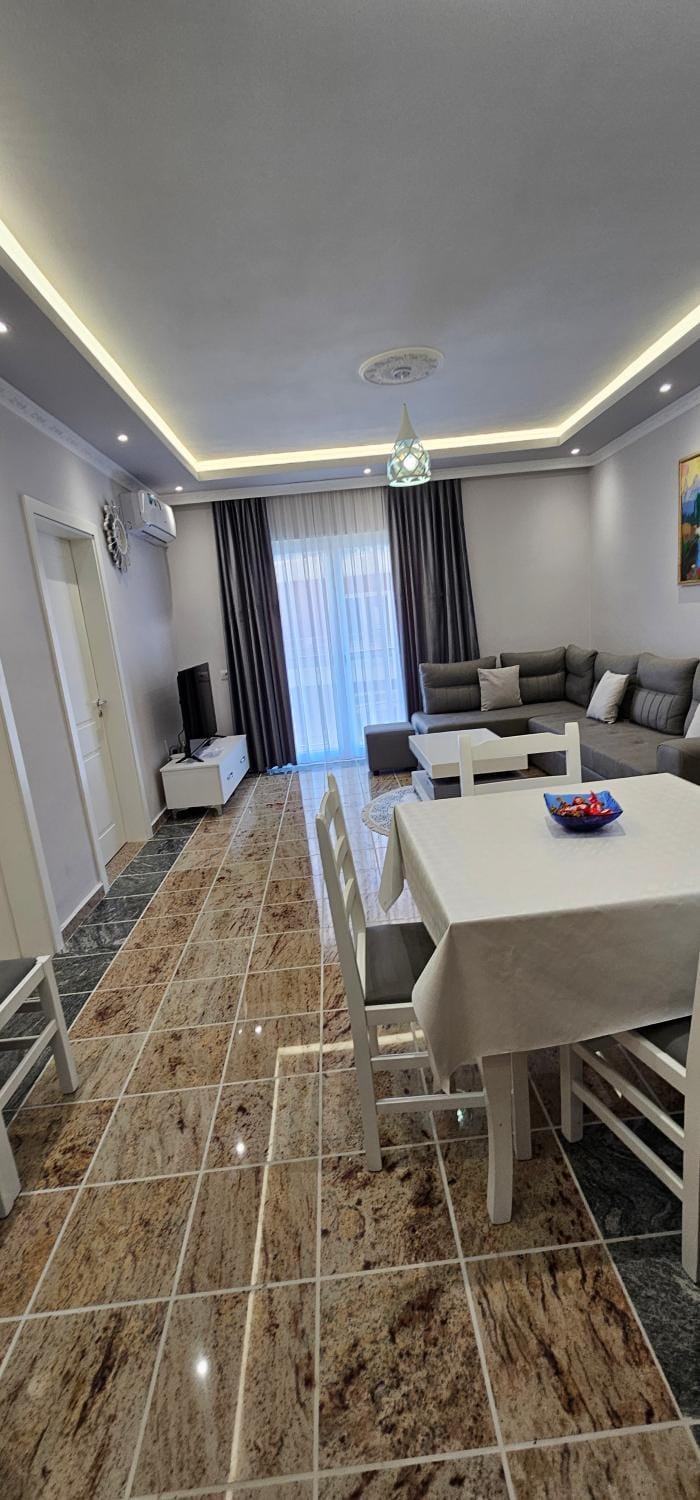 Fishta Apartments Q5, 26 Apartment in Montenegro