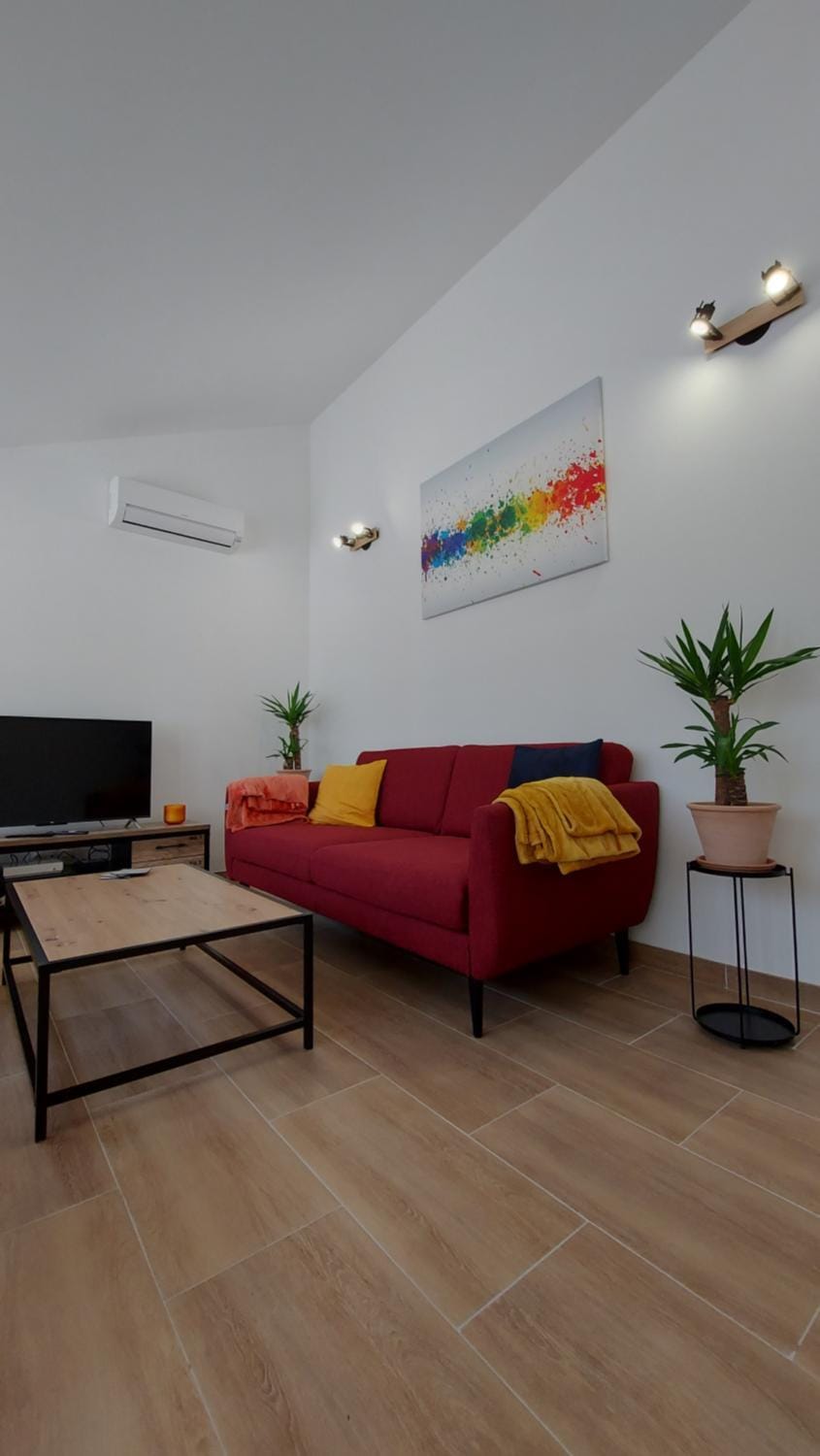 Communal lounge/ TV room, TV and multimedia, Living room, Seating area