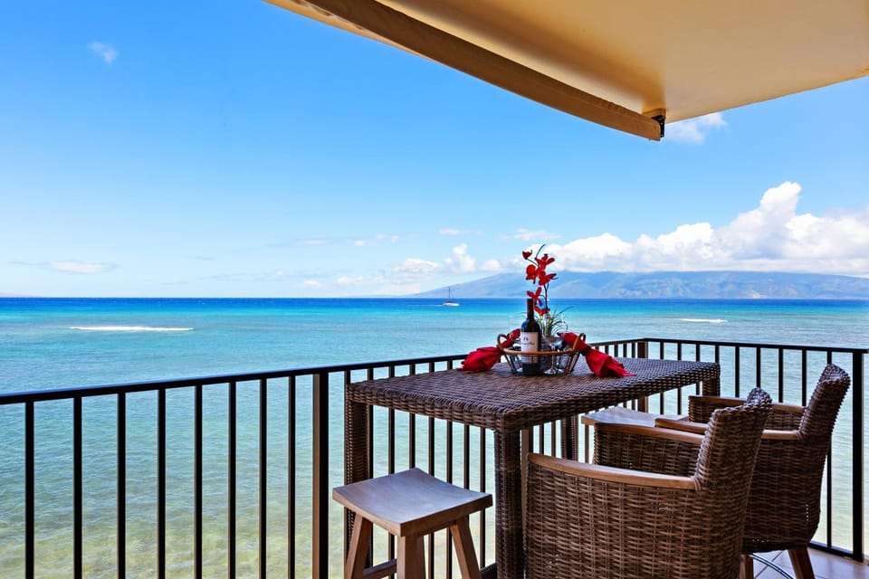 Hololani A304 Apartment in Kahana
