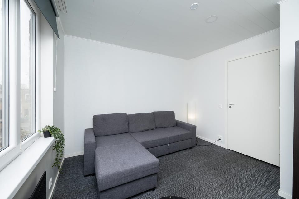 Apartment 5 - Spacious 2BR Apartment, City Access, Near Old Town Apartment in Tallinn