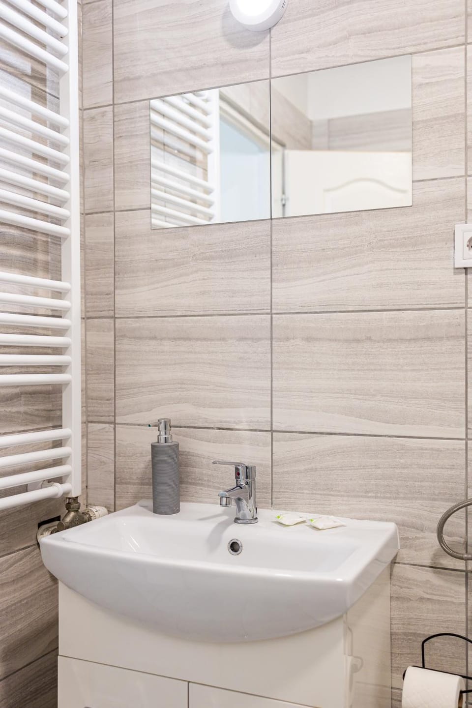 Venus Apartments - Mira Nest Bed and Breakfast in Budapest