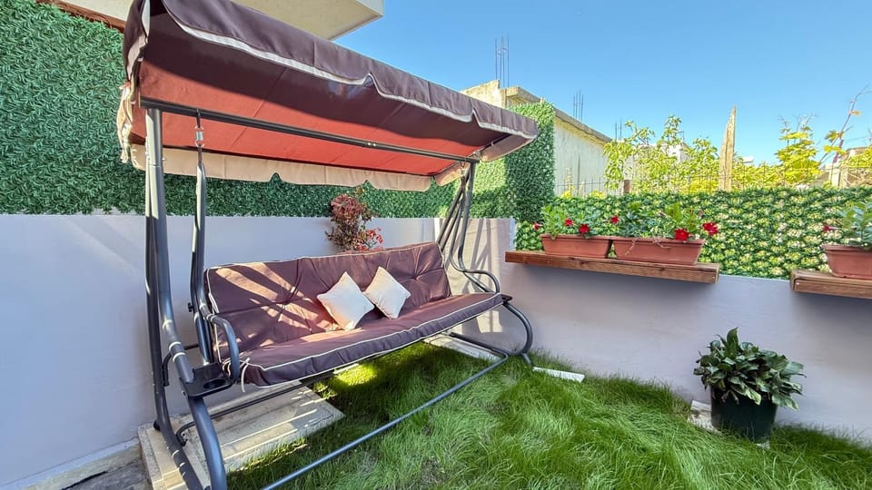 Patio, Garden, Garden view