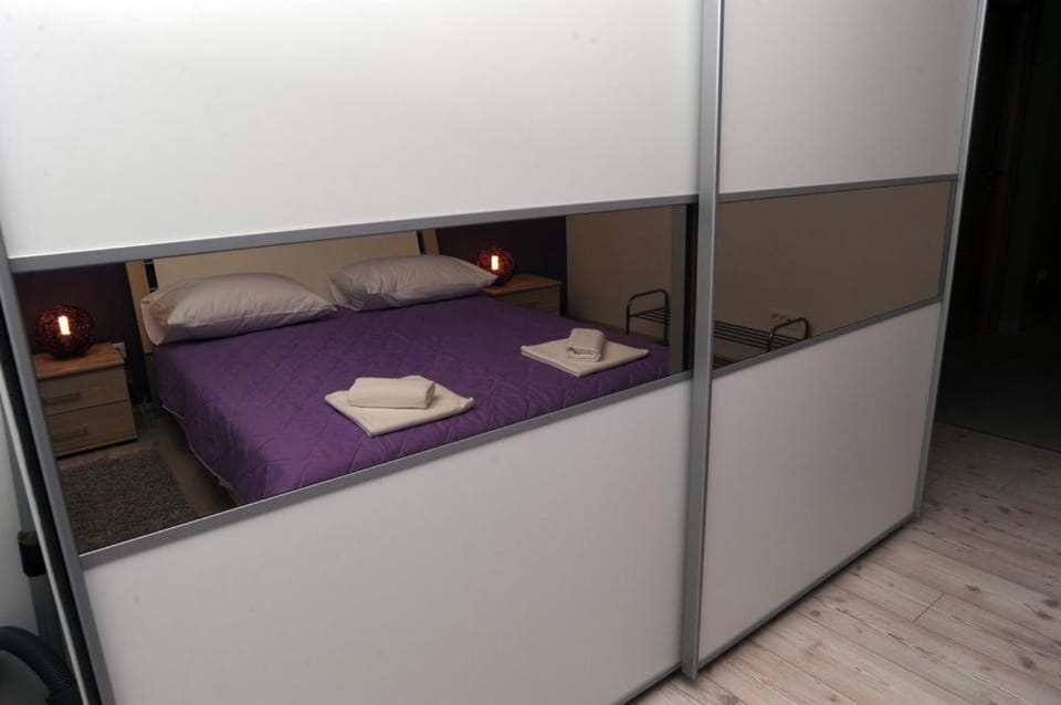 Apartman Oaza , 2 bedrooms, free parking Apartment in Split