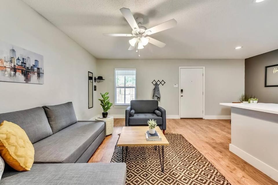 Global Cup Hello Gorgeous Flat near Downtown! Apartment in Dallas
