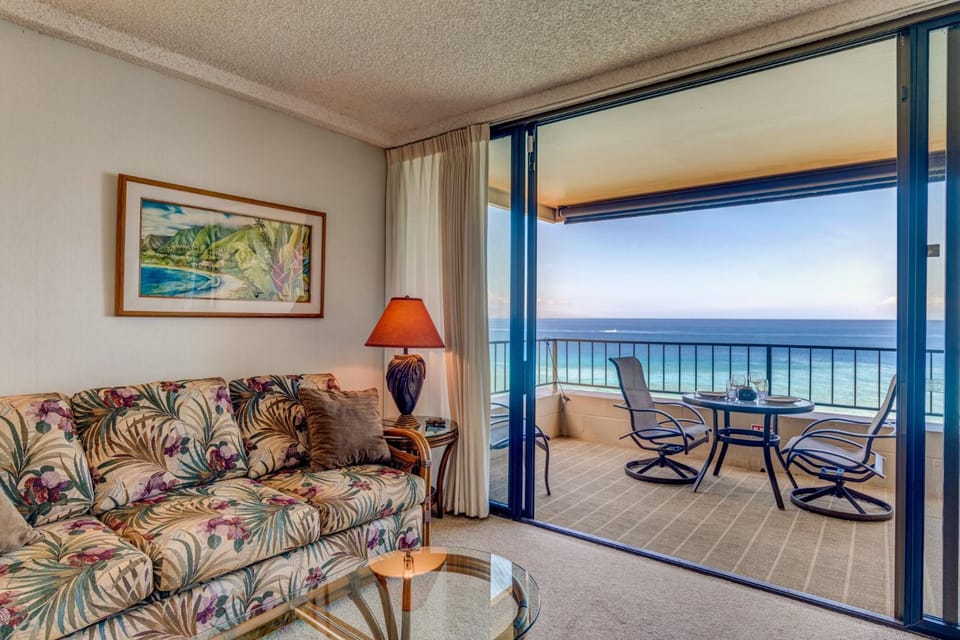 Maui Kai 801 Apartment in Kaanapali