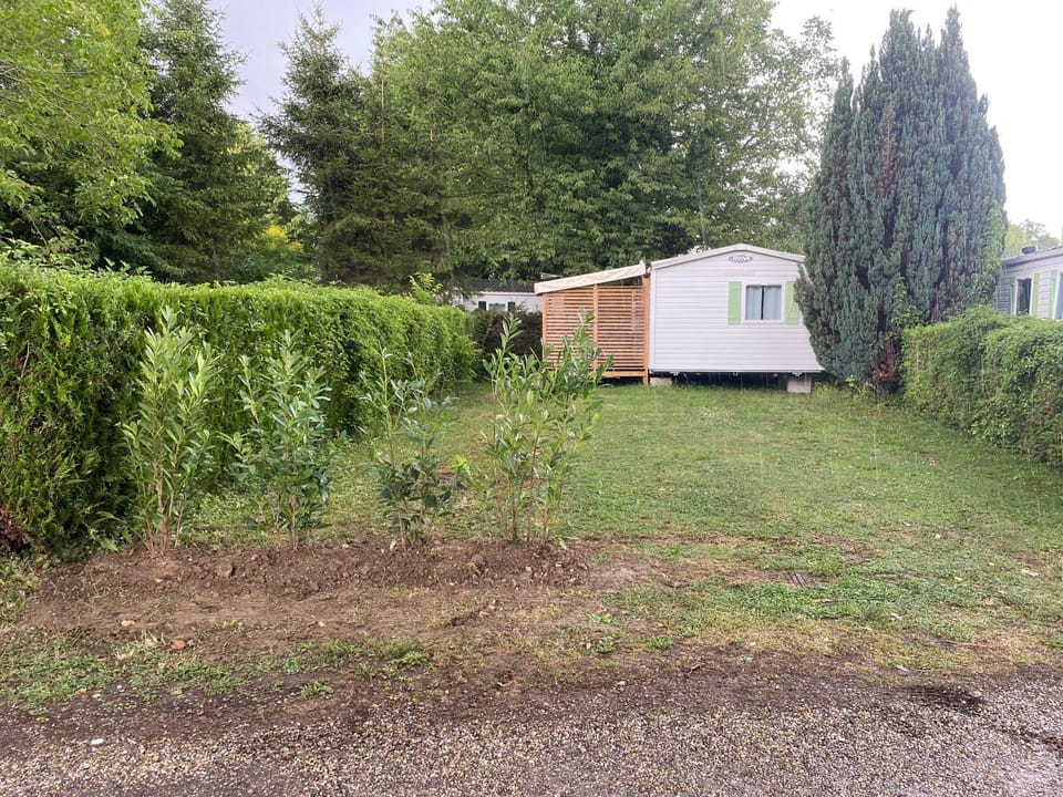 Property building, Natural landscape, Garden view