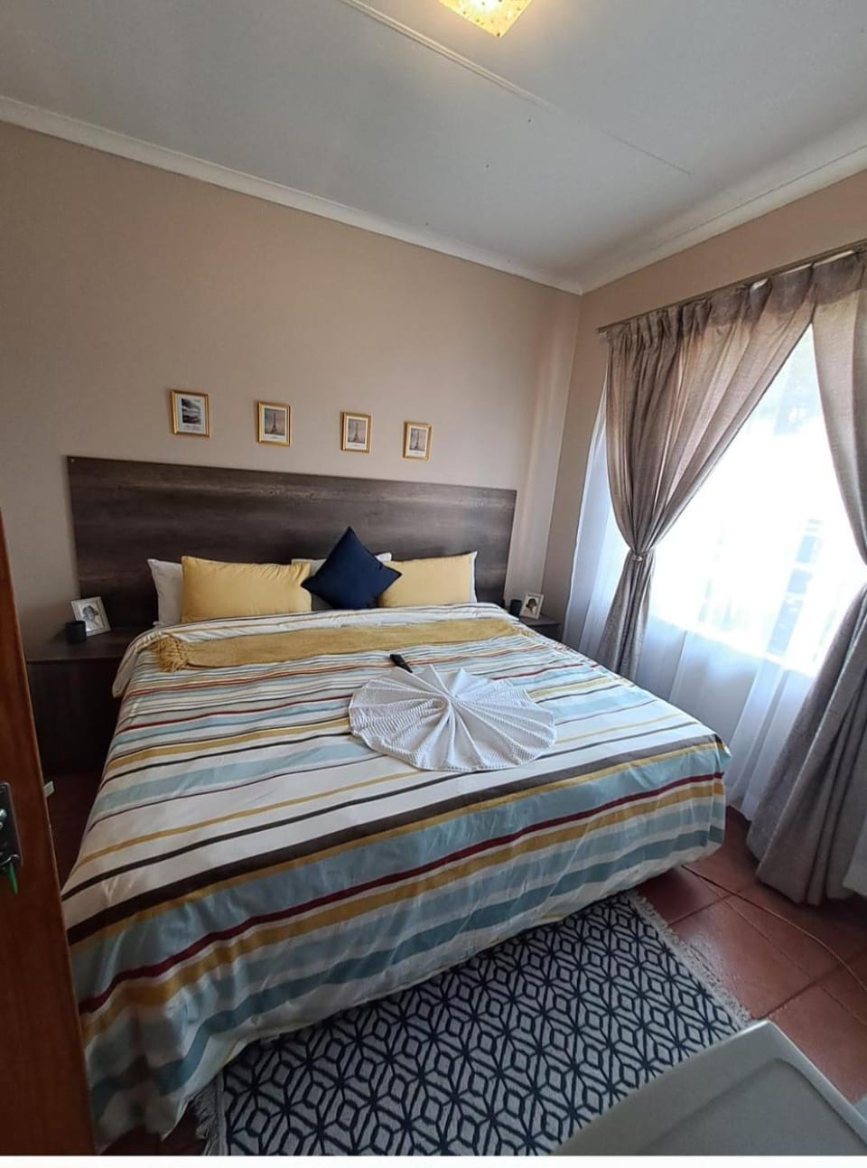 Courtlyguesthouse Bed and Breakfast in South Africa