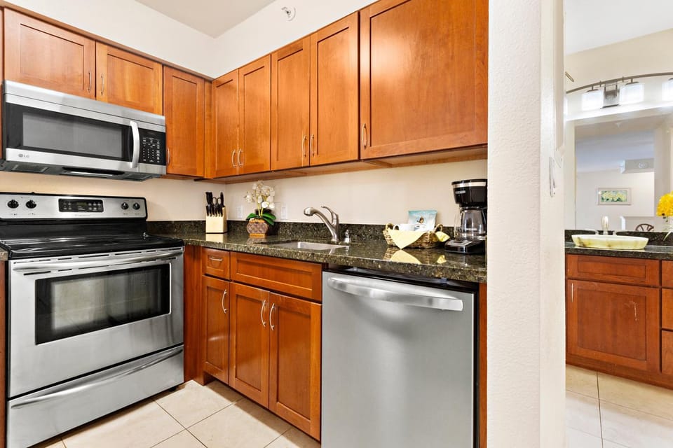 Royal Kahana 1212 Apartment in Kapalua