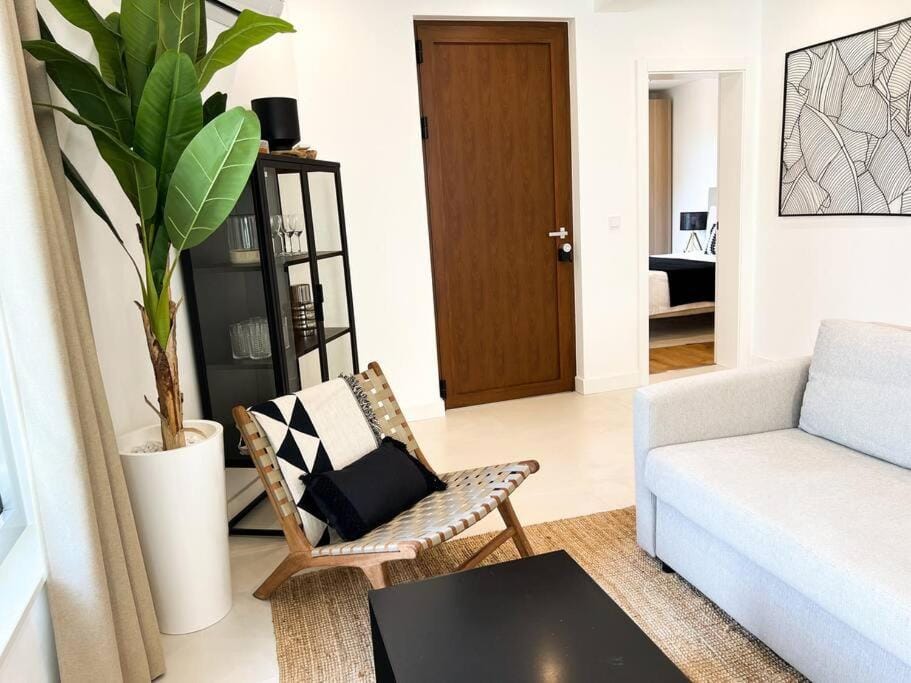 Living room, Seating area