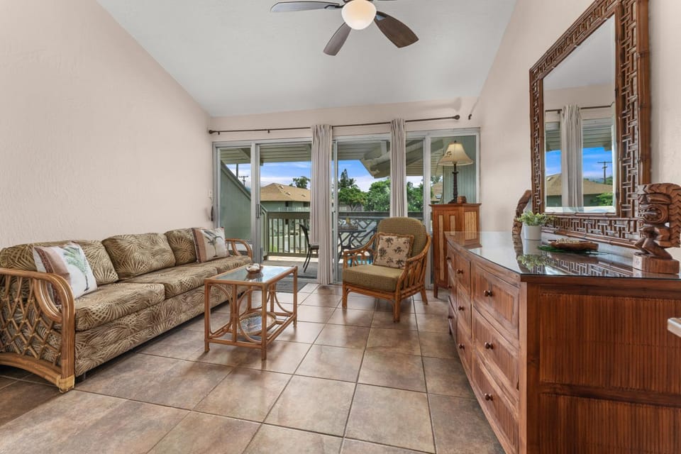 Kihei Bay Surf 245 Apartment in Kihei