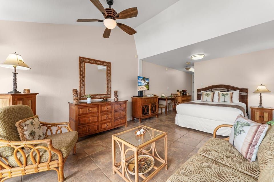 Kihei Bay Surf 245 Apartment in Kihei