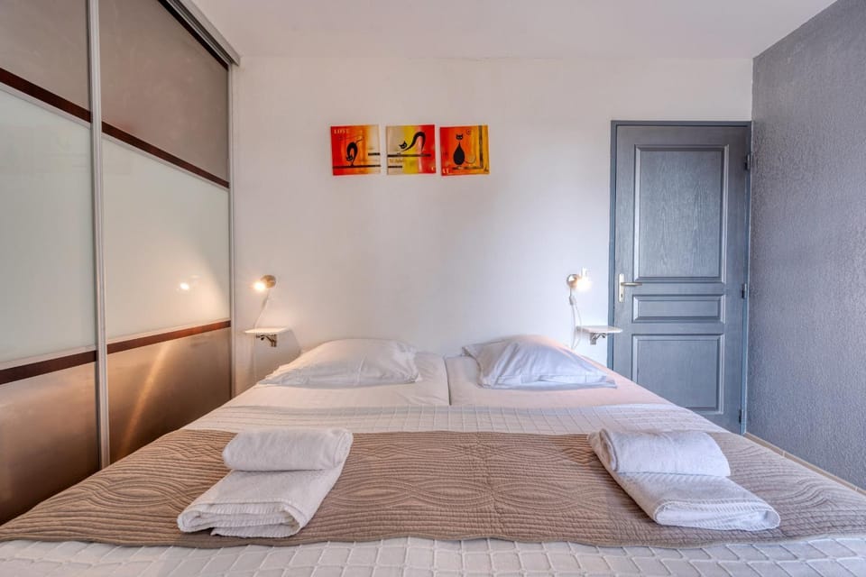 LE REGENT PARK Appartement for 6 By Sunset Apartment in Villeneuve-Loubet