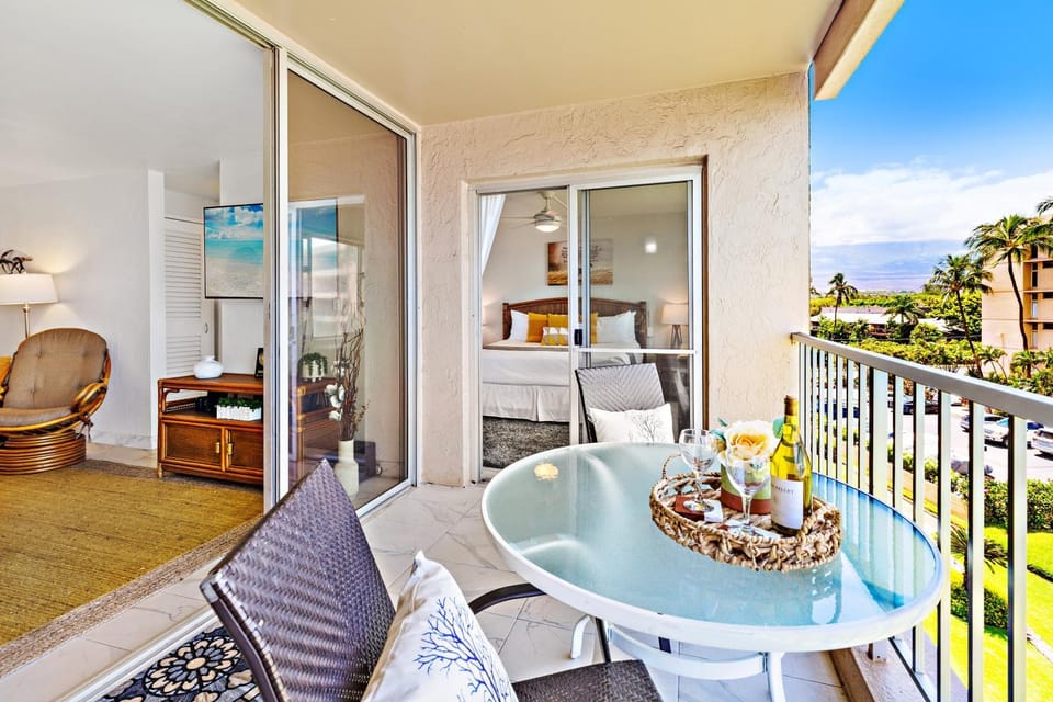 Menehune Shores 421 Apartment in Kihei