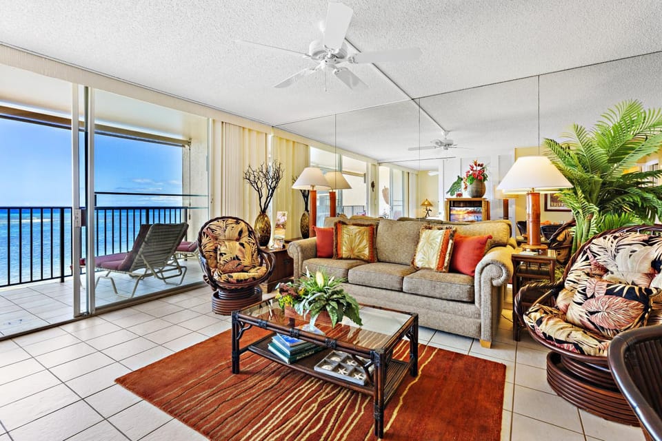 Hololani A203 Apartment in Kahana