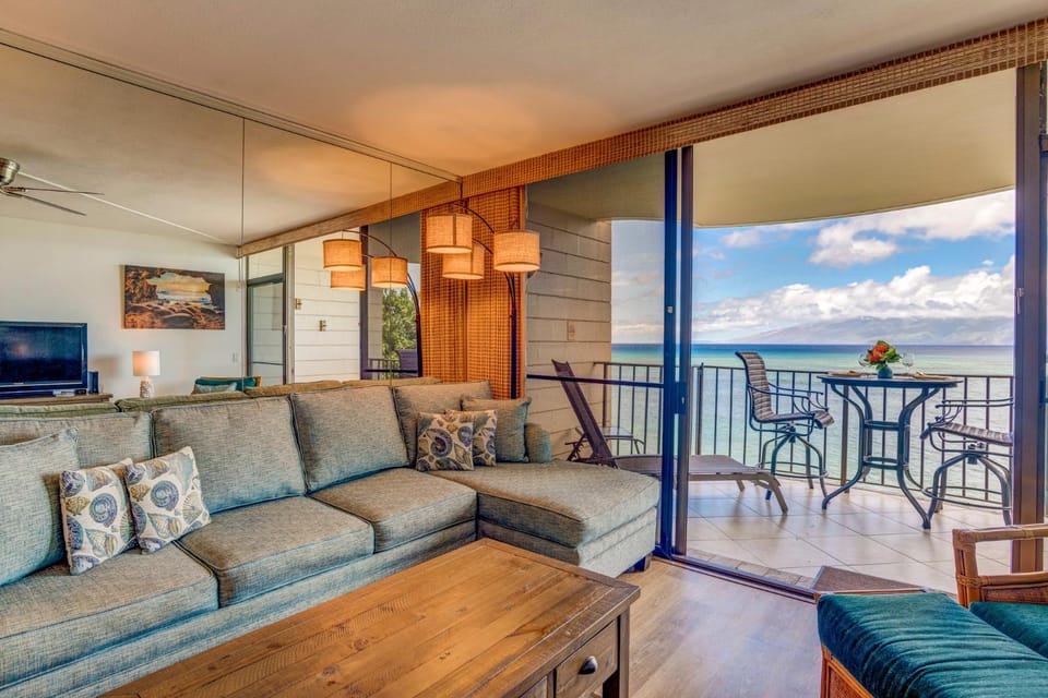 Kahana Reef 321 Apartment in Kahana