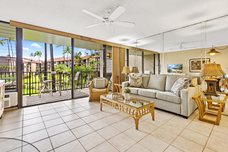 Papakea D202 Apartment in Kaanapali