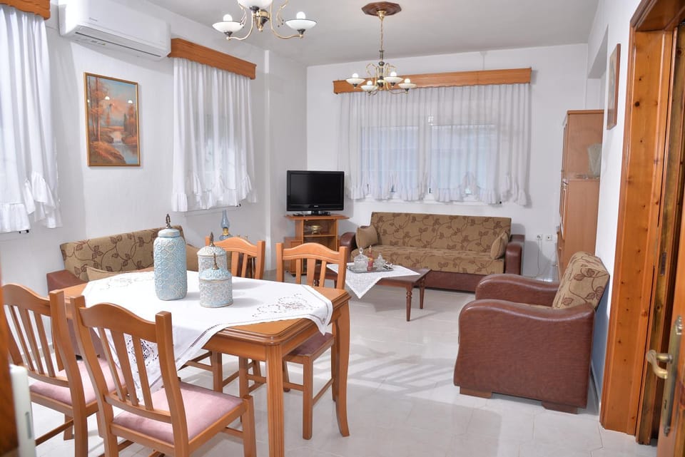 Zeusplace Konaki House Leptokarya House in Pieria, Greece