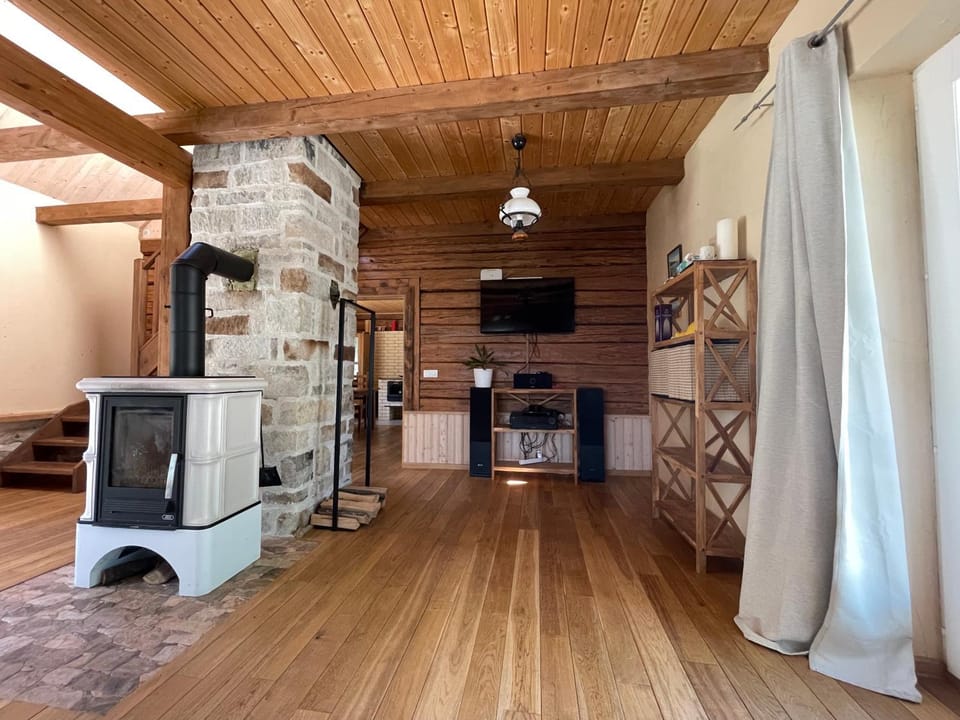 TV and multimedia, Living room