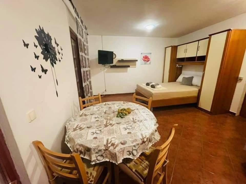 Studio 2+2 Apartment in Šibenik-Knin County, Croatia